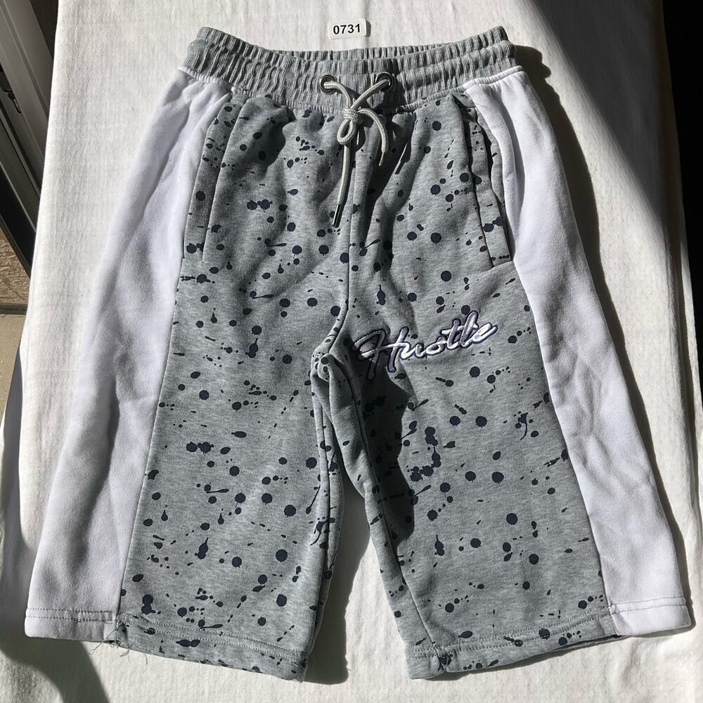 Prime Threads Men’s Casual Shorts with Elastic Waist Band, size S, Gray & White